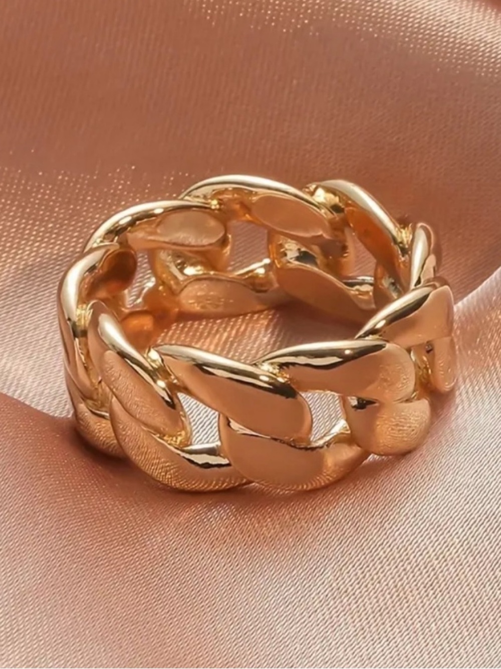 Gold Chain Link Women's Ring - Elegant Statement Band - Picture 3 of 3